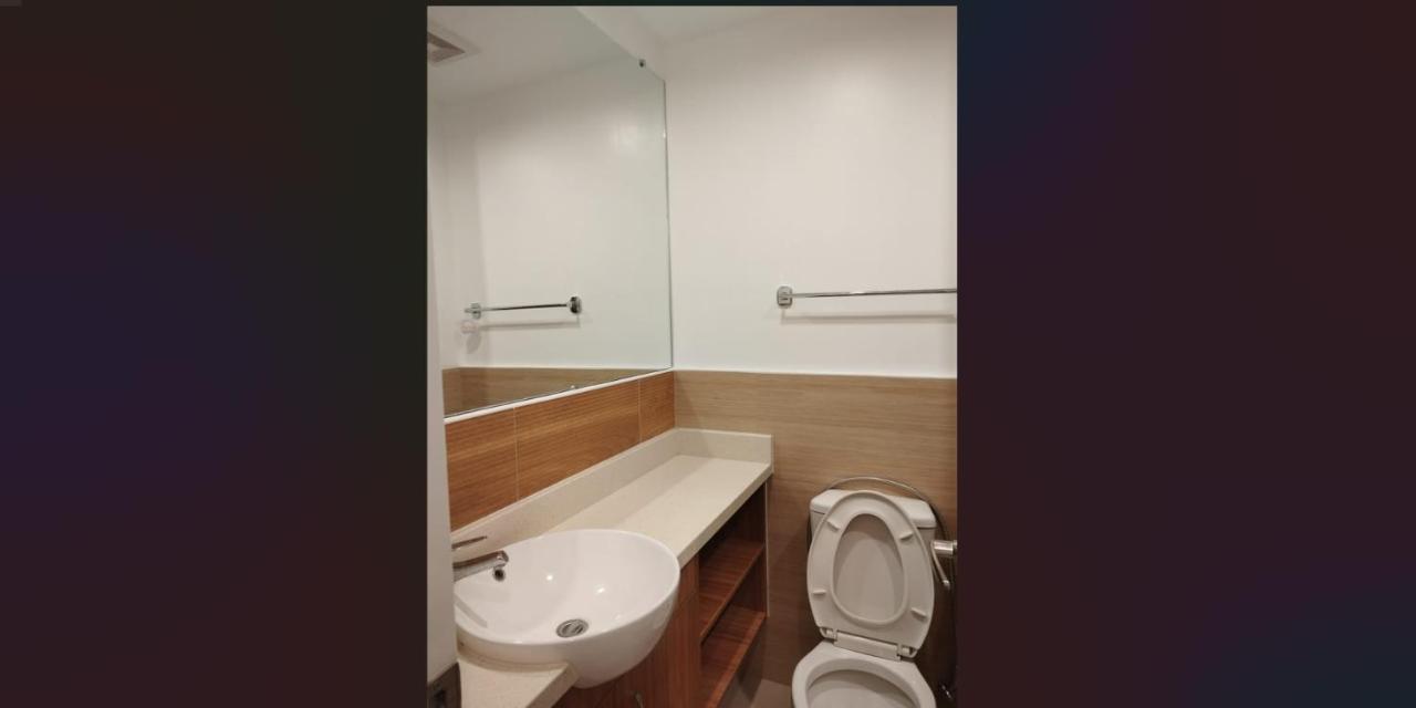 Cozy Suite Studio Type Condo In Matina Enclaves Davao City Kültér fotó