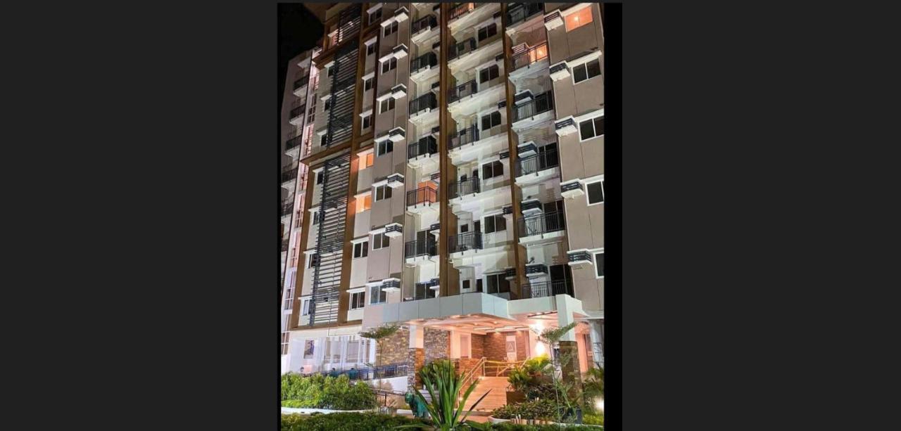 Cozy Suite Studio Type Condo In Matina Enclaves Davao City Kültér fotó